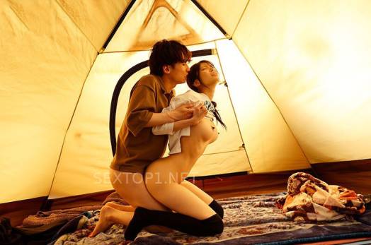 Thanh niên khốn nạn địt người yêu thằng bạn thân trong chuyến đi cắm trại